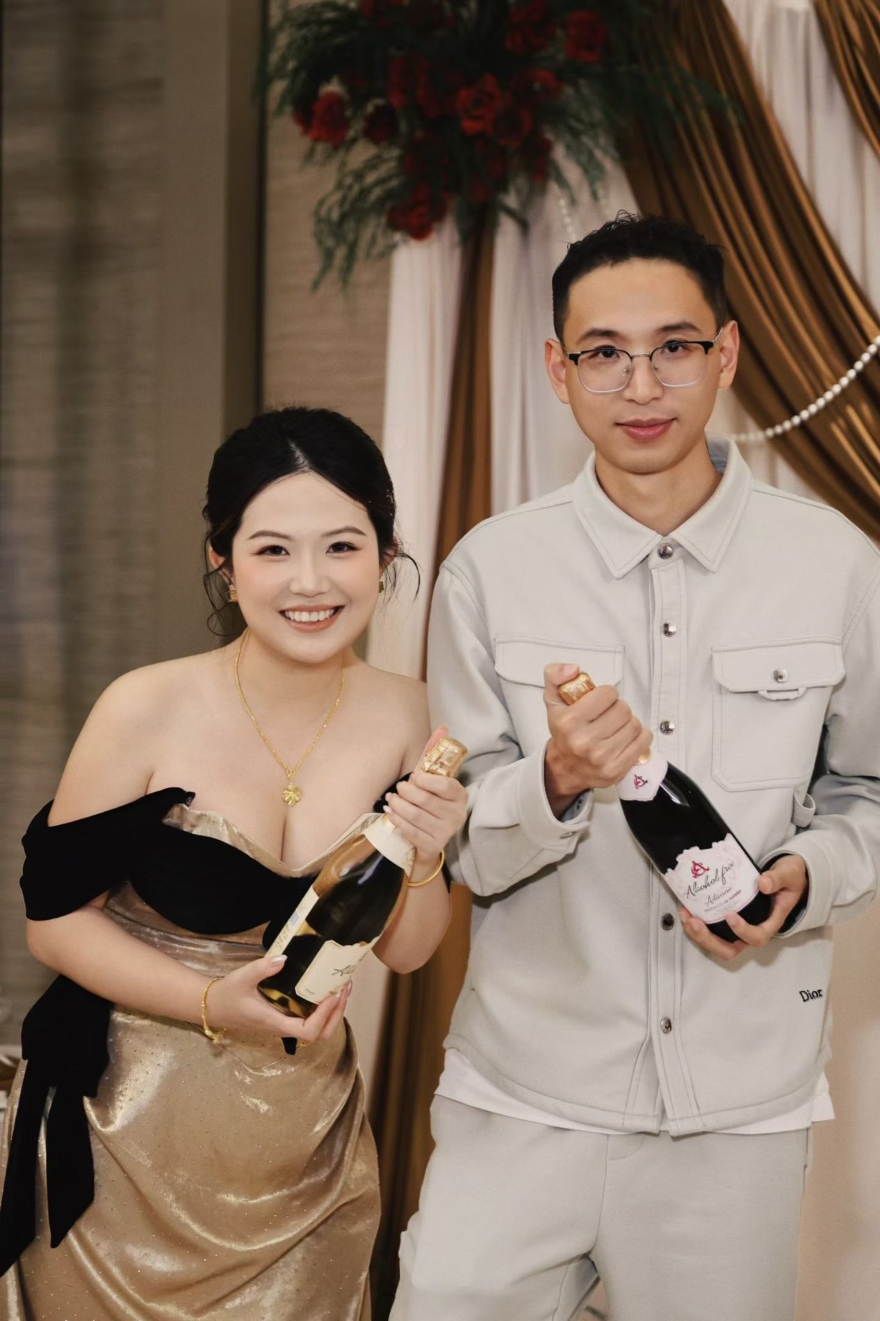 新人合影